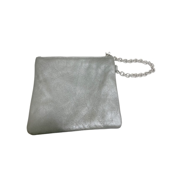 🛍️ SALE 🛍️ CAROL BRODIE | GRAY SHIMMER LEATHER WRISTLET WITH CHUNKY CHAIN - Picture 2 of 7